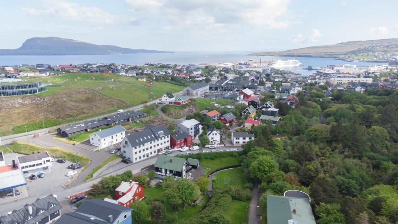 Stadium / Central / Park / Art Gallery Tórshavn Exteriör bild